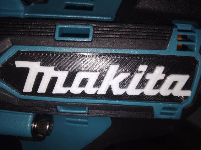 3D-Логотип "makita / макита" 3D-Логотип "makita / макита"