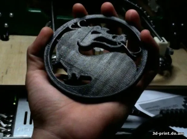 3D-логотип "Mortal Kombat"