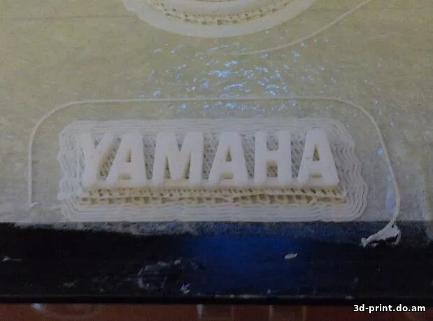 3D-логотип "Yamaha"