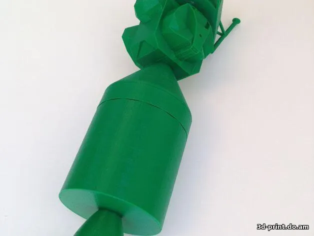 3D-модель "Аполлон с лунным модулем" 3D-модель "Аполлон с лунным модулем"