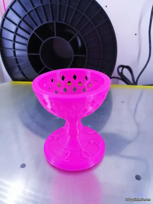 3D-модель "Подставка под крашеные яйца к Пасхе"