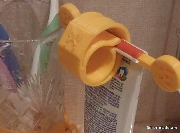 3D-модель "Отжимка для зубной пасты" 3D-модель "Отжимка для зубной пасты"