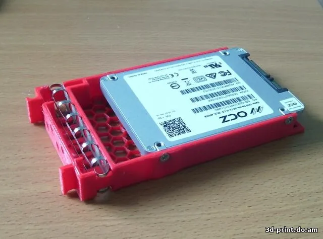 3D-модель "Салазки SSD 2.5" Fujitsu Primergy rx200 - rx300- rx600 и тд"
