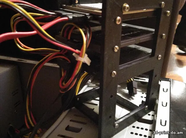 3D-модель "Держатель SSD"