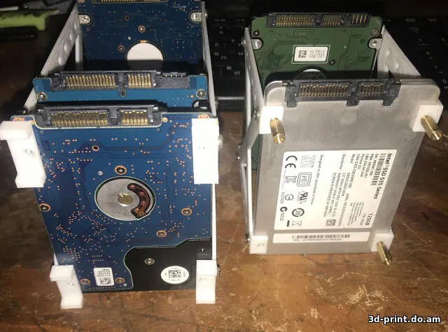 3D-модель "Стойка для HDD 2.5'' вертикальная"