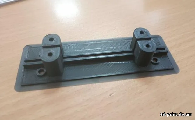 3D-модель "Адаптер для ssd (жесткого диска) 2.5 в разъем 3.5"