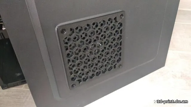 3D-модель "Решетка с пыльником для 120-го вентилятора"