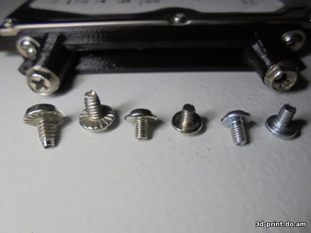 3D-модель "Крепление-переходник для установки SSD или ноутбучного HDD 2.5 в разъем 3.5 (мини)"