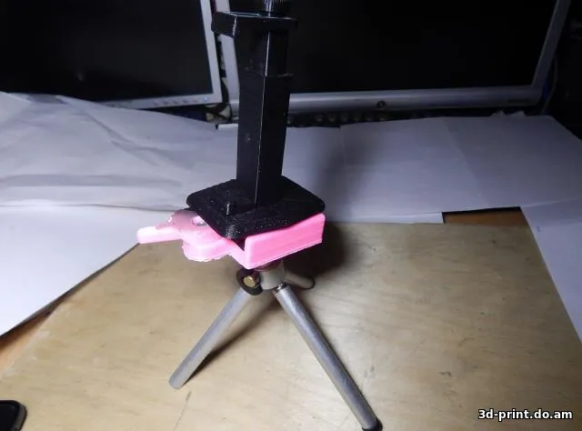 3D-модель "Крепление и зажим для телефона в любой штатив"