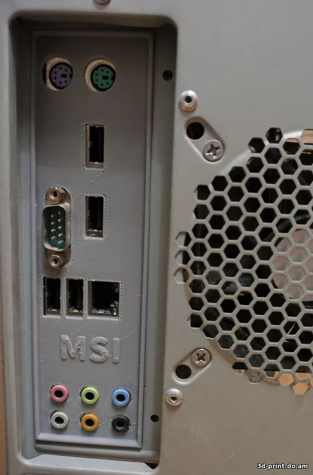 3D-модель "Заглушка материнской платы MSI K9A2 Neo-F (MS-7388)"