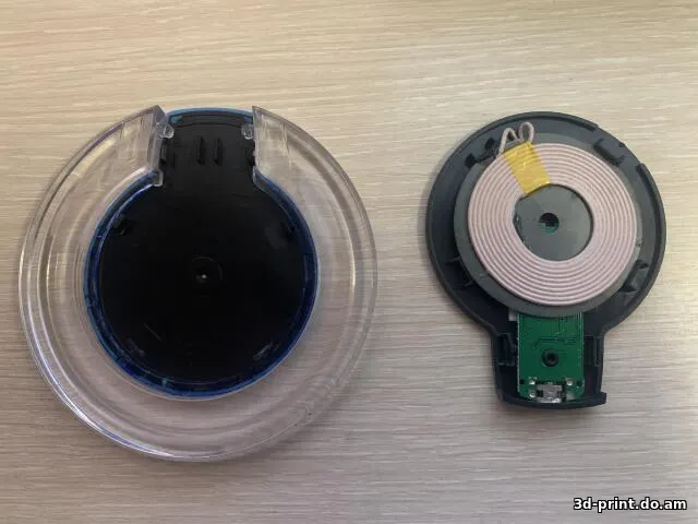 3D-модель "Стенд для беспроводной зарядки из фикс-прайс"