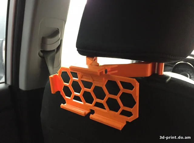 3D-модель "Держатель телефона в машину"