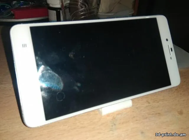 3D-модель "Подставка телефона"