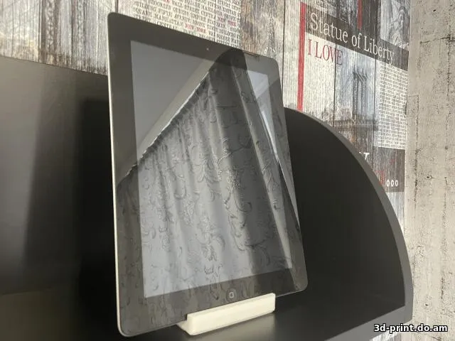 3D-модель "Копия оригинального дока iPad 2/3/4"