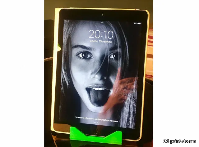 3D-модель "Простая подтавка для планшета"