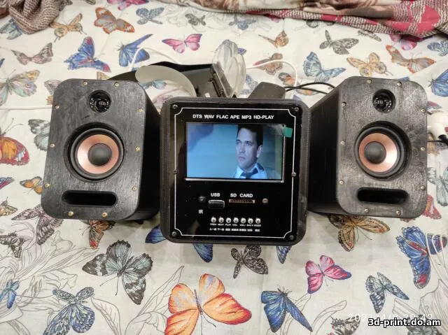 3D-модель "Мини музыкальный центр с воспроизведением видео файлов"