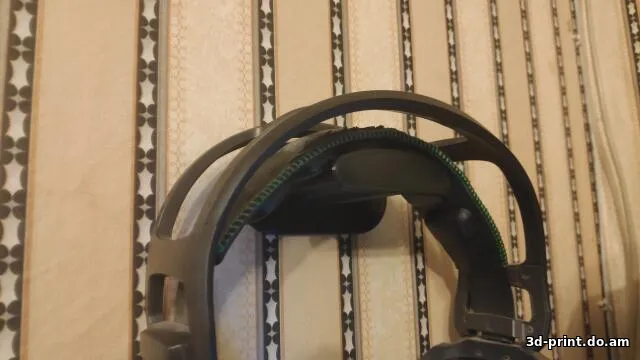 3D-модель "Крепления для наушников к стене, с отверстиями"