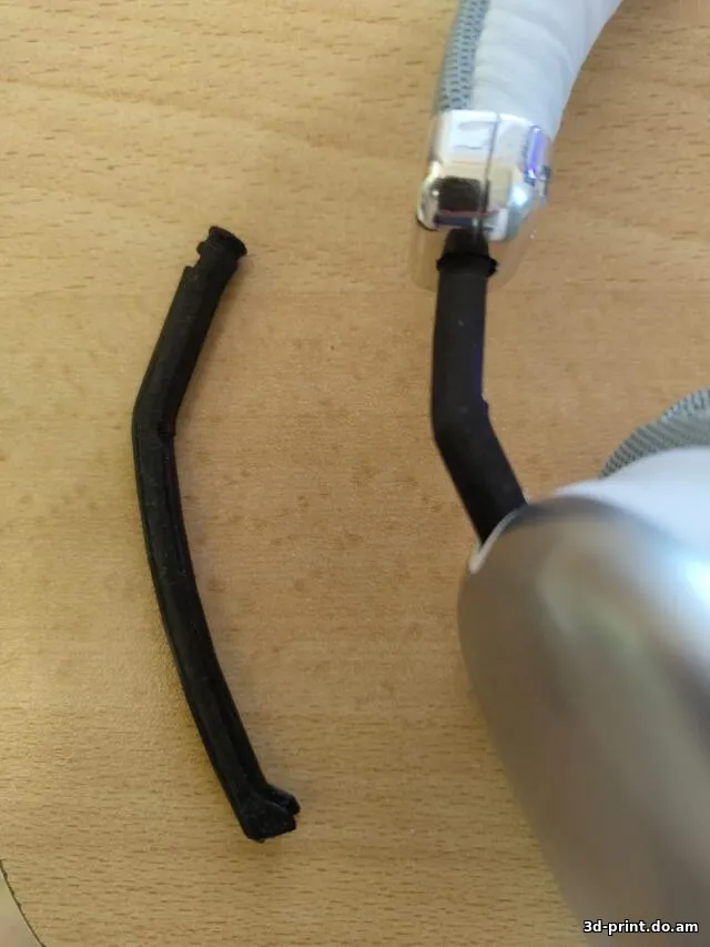 3D-модель "Дужка наушников hoco W35"