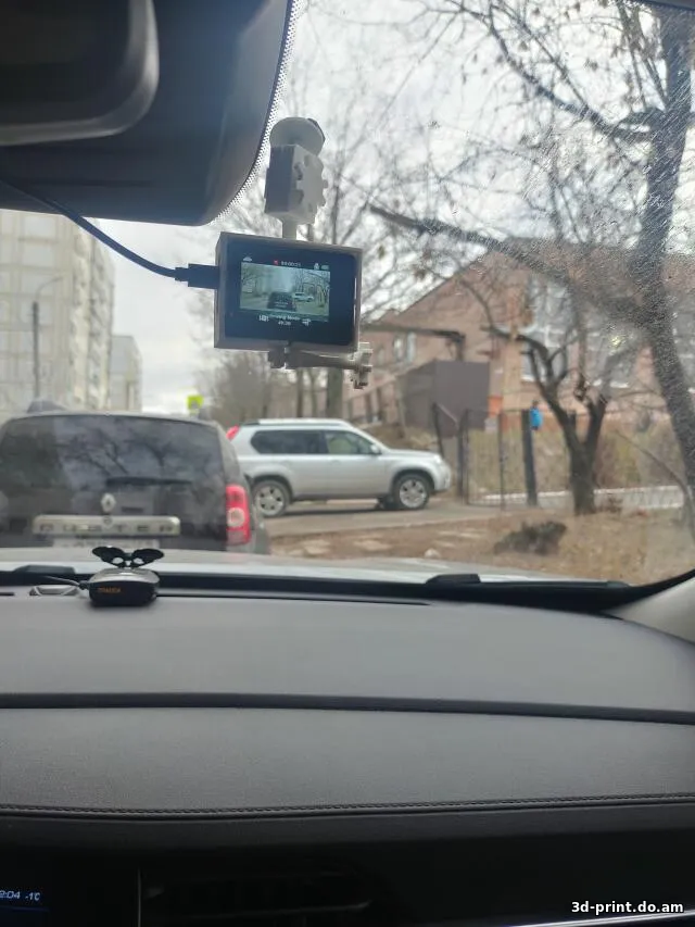 3D-модель "Корпус для китайской экшн-камеры G9pro под регистратор + шарнирное крепление"