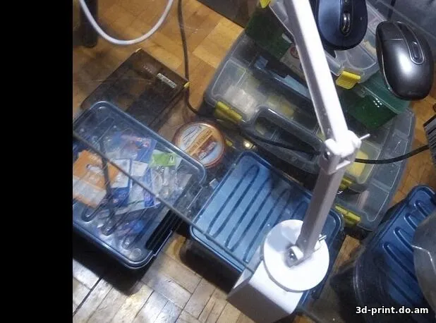 3D-модель "Струбцина для штатива для USB"