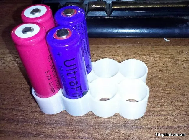 3D-модель "Держатель для аккумуляторов 18650 вариант 2 (толстая стенка)"