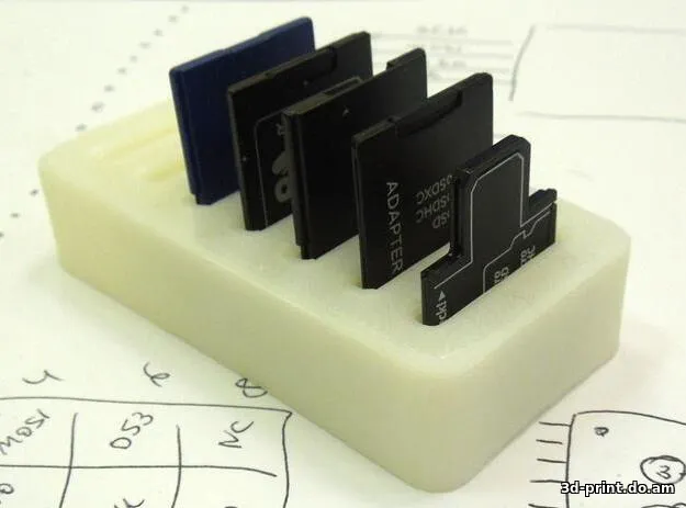 3D-модель "Подставочка под 7 SD карточек"