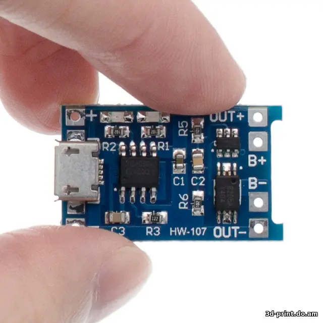 3D-модель "Компактная Зарядка 18650"