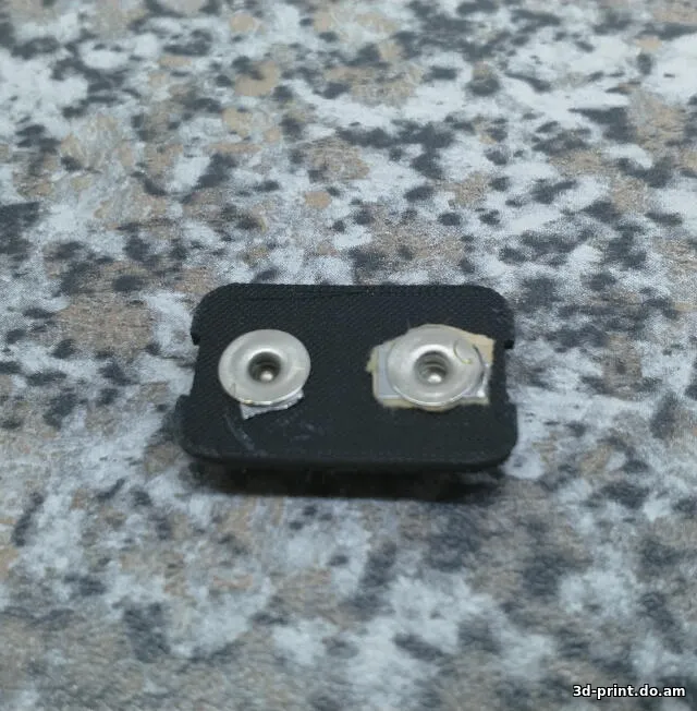 3D-модель "Фонарик из батарейки крона"