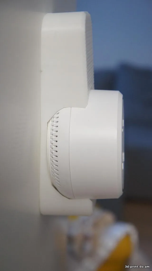 3D-модель "Настенный держатель для колонки Irbis A1 с Алисой"