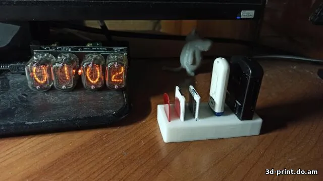 3D-модель "Органайзер для флешек и карт памяти"