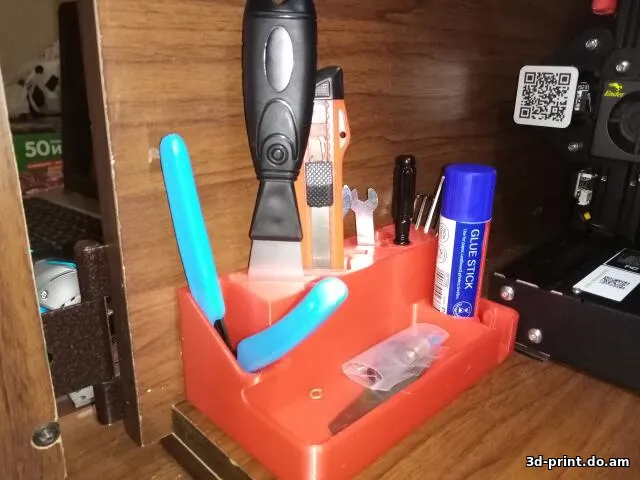 3D-модель "ОРГАНАЙЗЕР ДЛЯ ИНСТРУМЕНТА В БОКС 3D ПРИНТЕРА ENDER3"