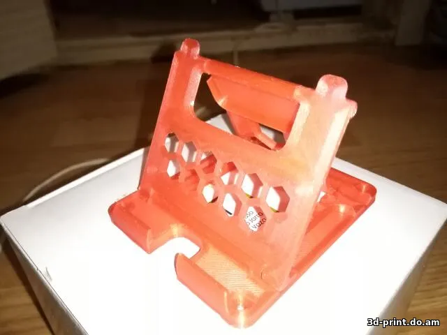 3D-модель "ПОДСТАВКА ПОД ТЕЛЕФОН С НОЖКАМИ"