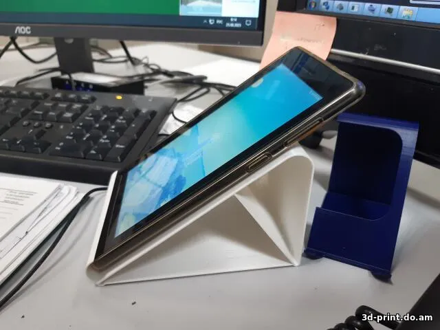 3D-модель "Подставка для планшета 8'"