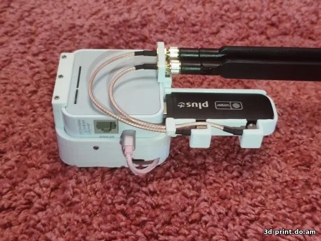 3D-модель "TP-Link TL-MR3020 with 4g modem e3372h"