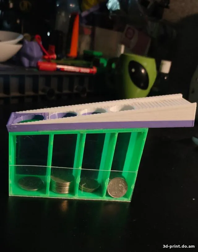 3D-модель "Сортировочная копилка для рублей"