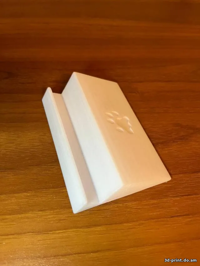 3D-модель "Подставка для телефона"