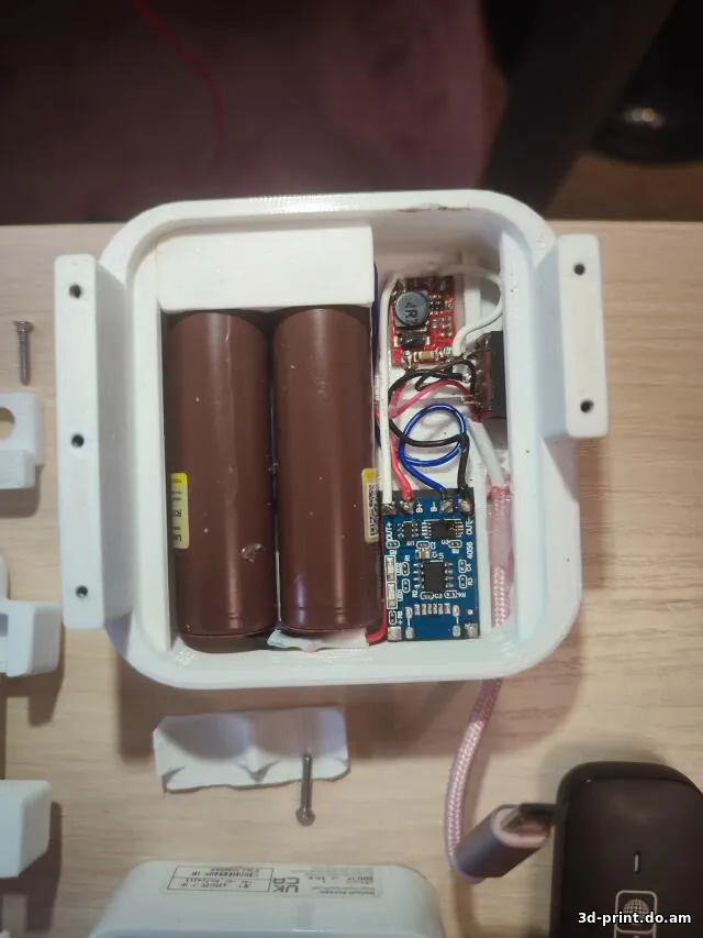 3D-модель "TP-Link TL-MR3020 with 4g modem e3372h"