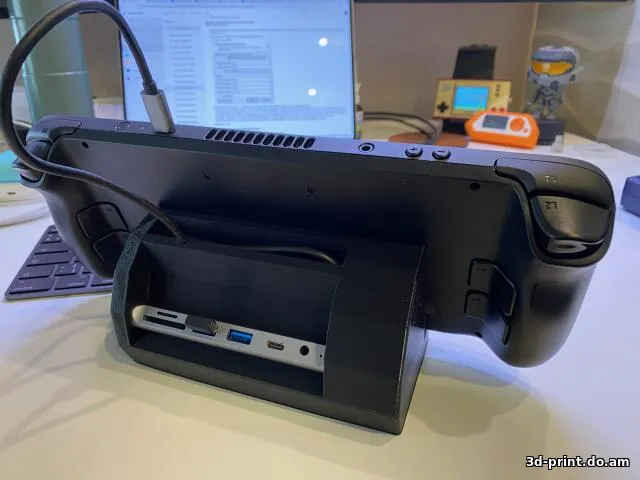 3D-модель "Подставка с интегрированным хабом для Steam deck"