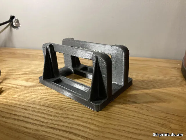 3D-модель "Подставка под ноутбук толщиной до 27мм"