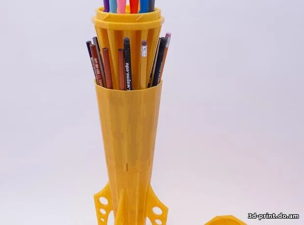 3D-модель "Карандашница Ракета"