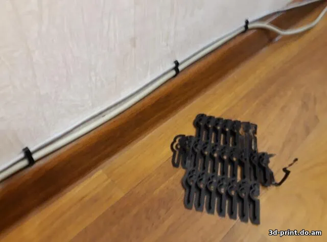 3D-модель "Крепление кабелей на плинтус" 3D-модель "Крепление кабелей на плинтус"