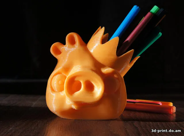 3D-модель "King Svin карандашница"