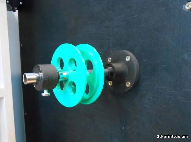 3D-модель "Держатель катушки на корпус"