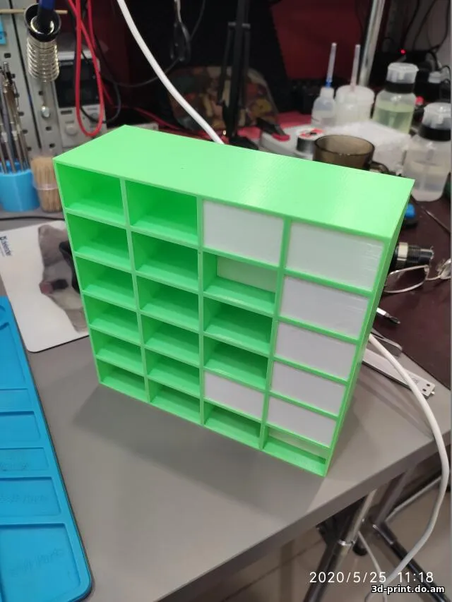 3D-модель "Бокс для хранения радиодеталей"