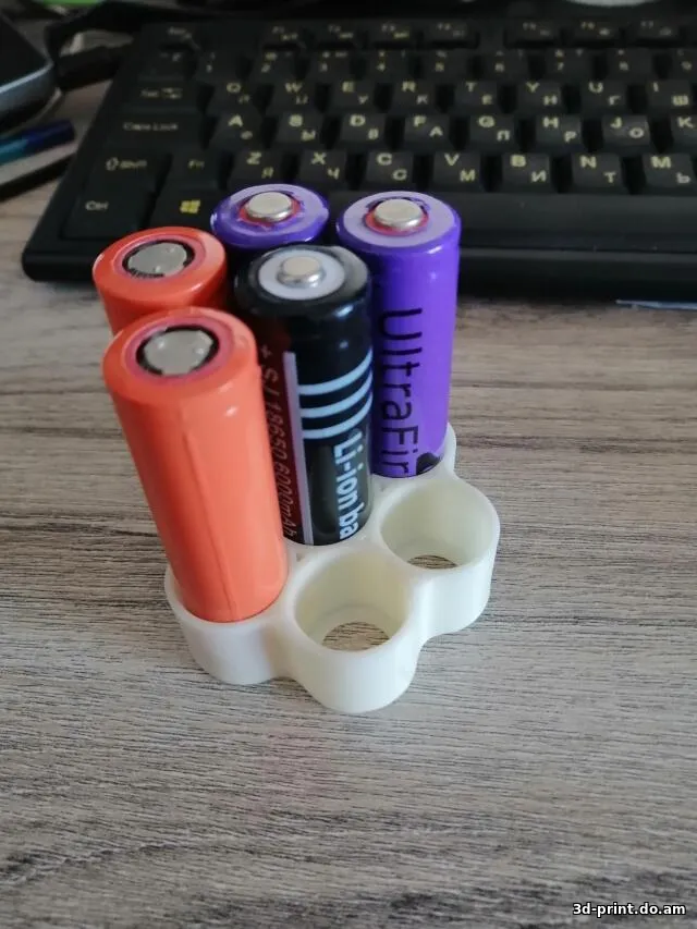 3D-модель "Держатель аккумуляторов 18650 на 7шт"
