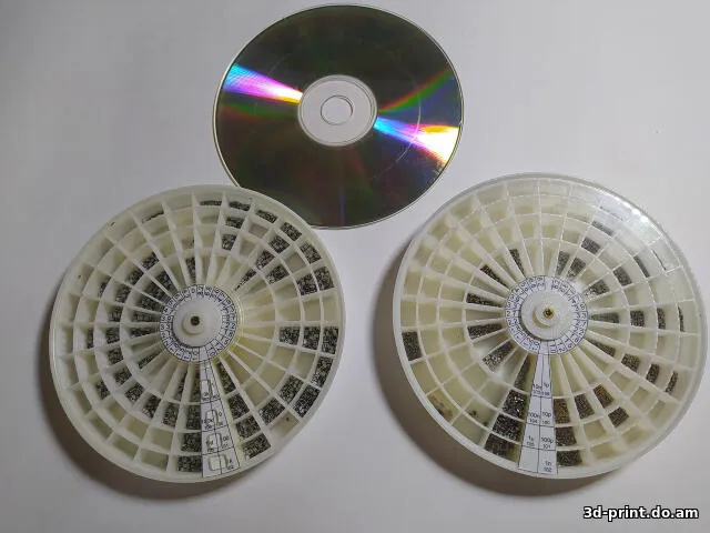 3D-модель "Настраиваемая круглая кассетница для SMD (OpenSCAD)"