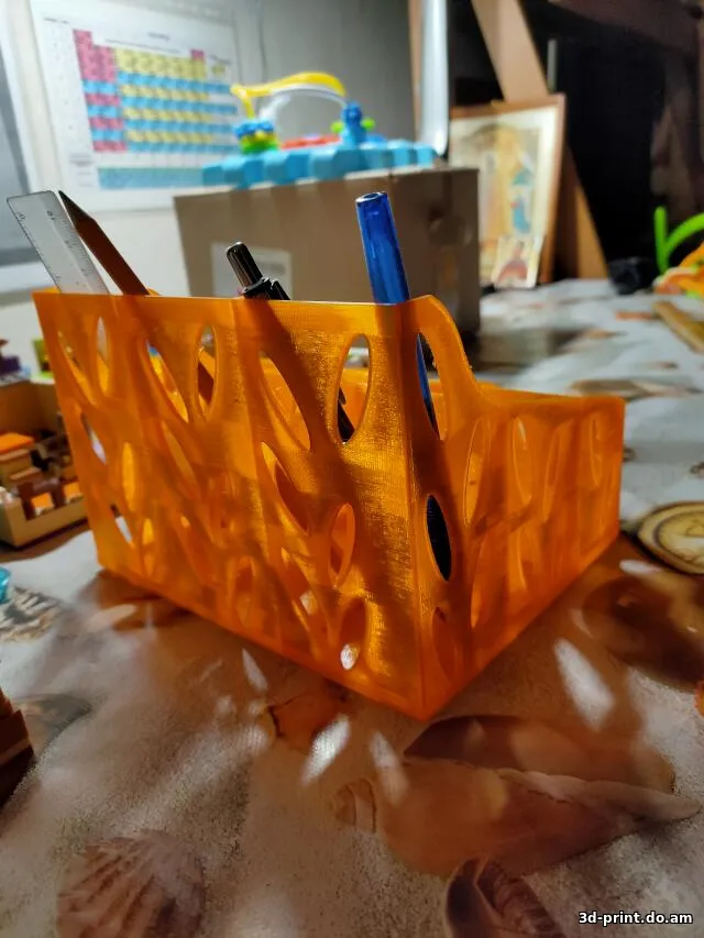 3D-модель "Органайзер для ручек и карандашей, а также для всякой канцелярии"