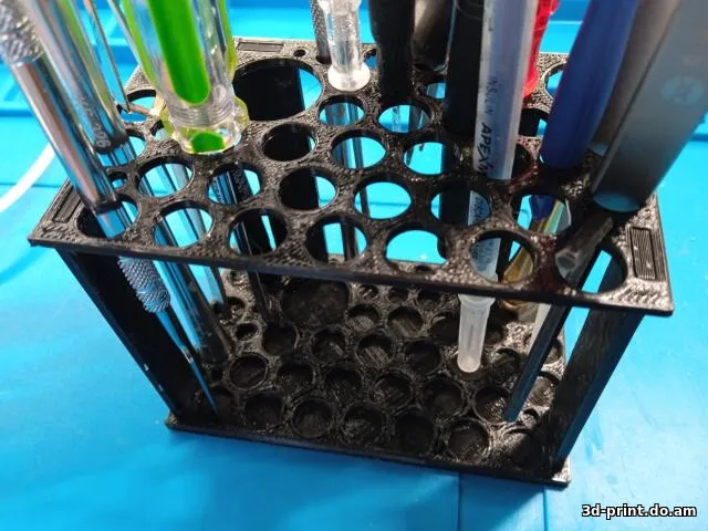 3D-модель "Подставка под инструмент"