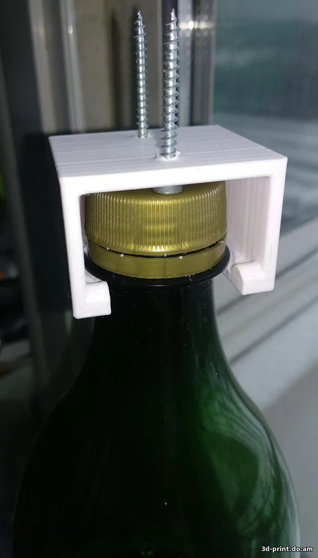 3D-модель "Держатель пластиковой бутылки подвесной"