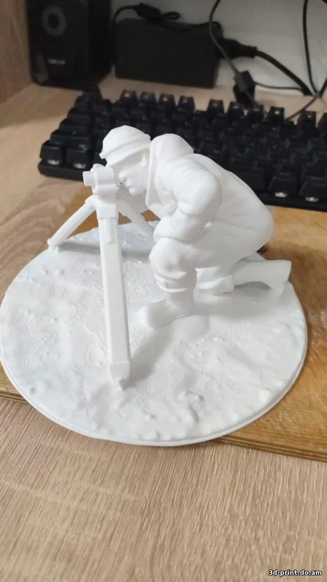 3D-модель "Геодезист"